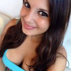 Vivian is looking for singles for a date